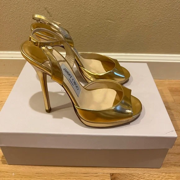 JIMMY CHOO ゴールド ハイヒール　25cm Saeda 100 | Gold Satin Pumps with crystals | JIMMY CHOO